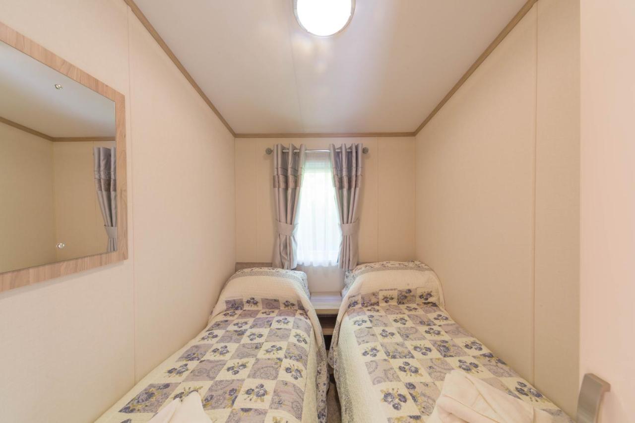Willow Lodge Свонідж Екстер'єр фото